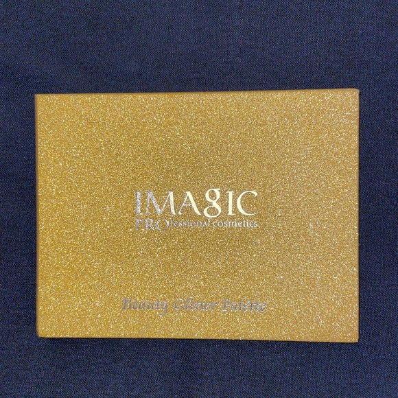 IMAGIC Other - NEW Imagic PROfessional cosmetics beauty glitter eye shadow palette makeup